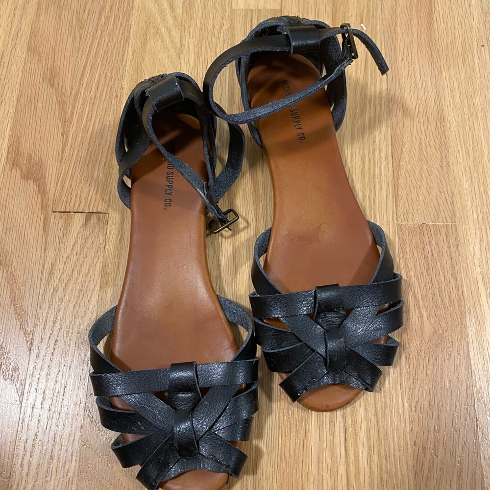 Mossimo Supply Co Black and Brown Sandals